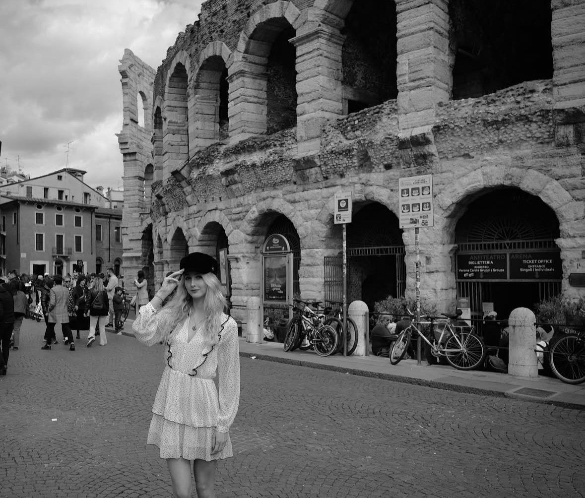 Verona: Tour with Arena, Cable Car and Optional Juliet Tickets